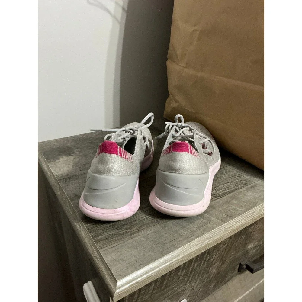 Women’s Nike Tennis Shoes